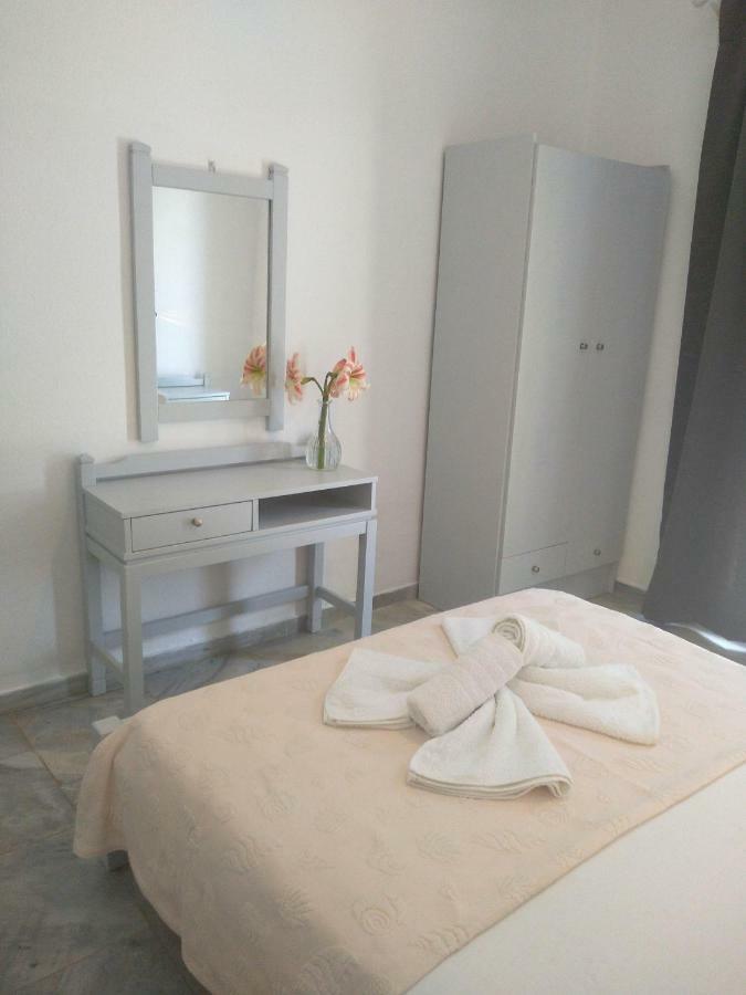 Galaxy Apartments Aliki  Exterior photo